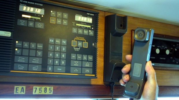 Sorprenden a pesqueros invadiendo frecuencias de emergencias aéreas